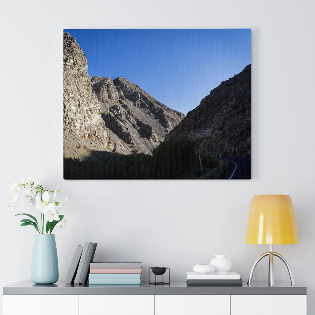 The Three Mountains - etzart