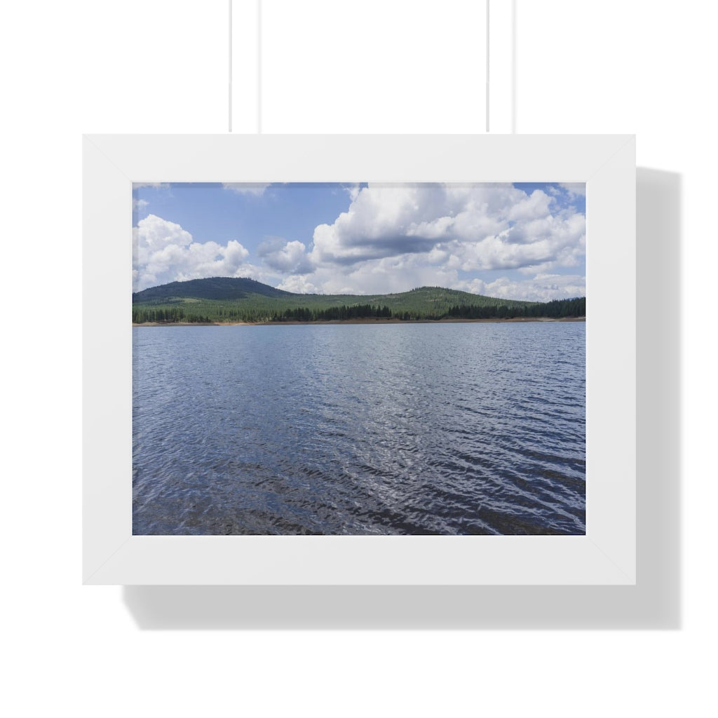 A view at Boca Reservoir in California - etzart