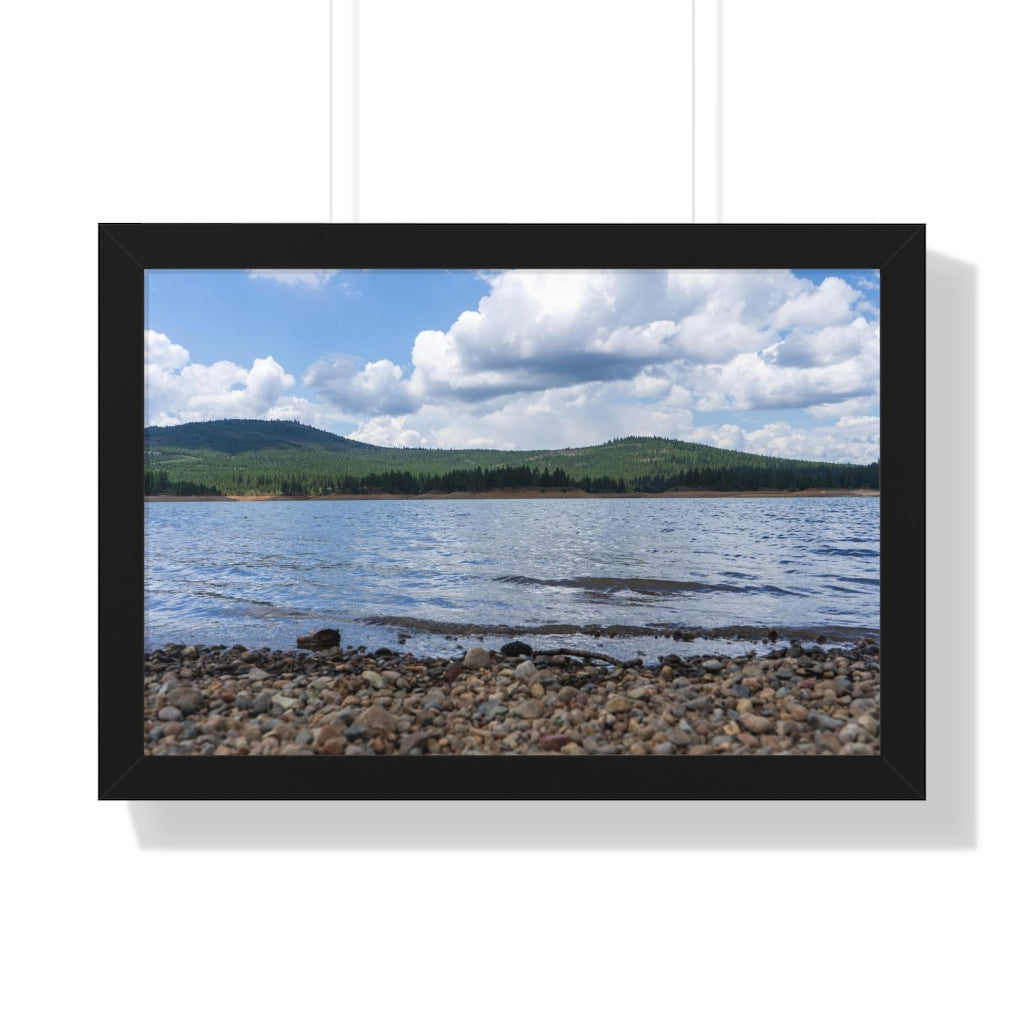 A Dog's View of a Lake - etzart