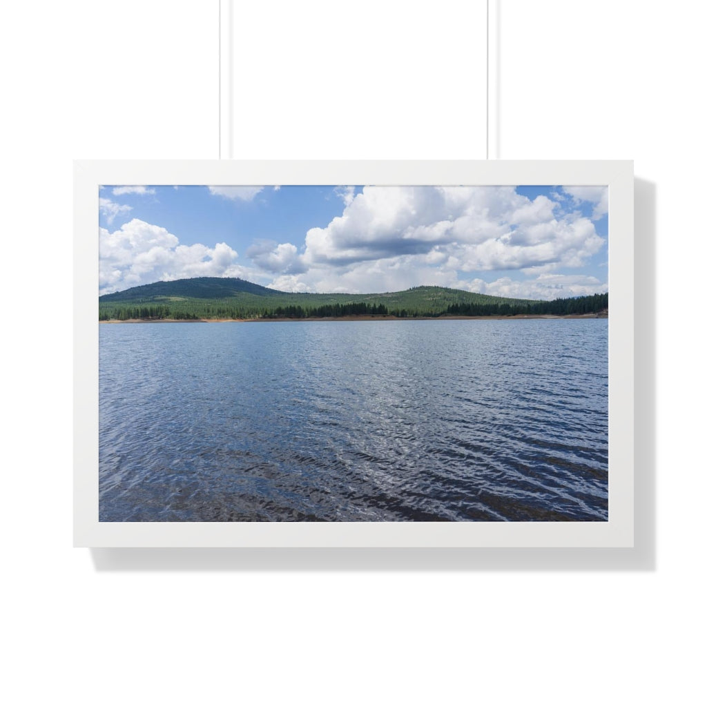 A view at Boca Reservoir in California - etzart